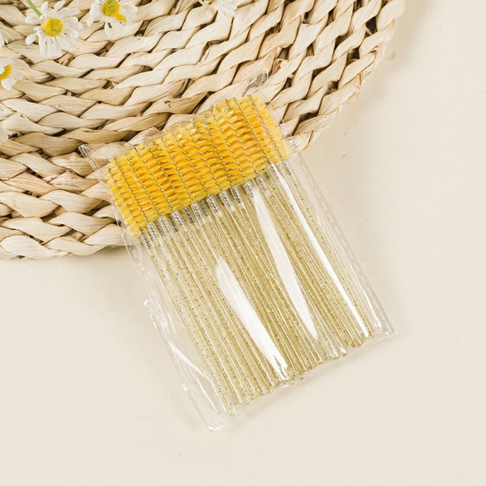 Peignes brosse à cils en crist - Beauty Makeup Background avis et prix